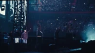 I fratelli Gallagher si ritrovano sul palco: in 74mila per gli Oasis a Cardiff