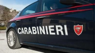 Ferisce la moglie con una roncola, la donna è in gravi condizioni