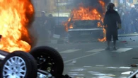 G8 di Genova, 25 anni dopo la ferita è ancora aperta: dai saccheggi alla morte di Carlo Giuliani