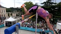 Gorizia capitale della cultura. Salto con l'asta sul confine: dove un muro divideva, lo sport unisce