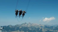 Svizzera, brividi a 2.110 metri: un’altalena gigante nel cuore delle Alpi sempre più calde