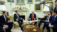 Trump: "50 giorni per la pace o dazi del 100% contro Mosca". Sì alle armi a Kiev, ma paghi l'Europa