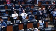 Il Senato messicano rende omaggio a Ozzy Osbourne: un minuto di applausi