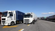 Cgia, diesel al +20% e 1,5 miliardi di extracosti per Tir e camion a causa della guerra in Iran