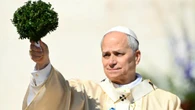 Papa Leone XIV presiede la Veglia per la pace in San Pietro