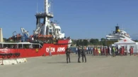 Open Arms soccorre 51 persone nel Mediterraneo, tra loro 3 bimbi di pochi mesi 