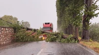 Nubifragi in Toscana, disagi e allagamenti. Oltre 100 mila fulmini caduti