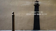 Il ritorno a sorpresa di Banksy: un nuovo murale dello street artist è comparso a Marsiglia