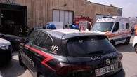 Cade dal tetto su cui lavorava senza protezioni, muore un 46enne padre di 5 figli