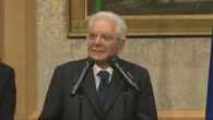 Mattarella promulga la legge per vittime di cedimenti stradali, ma chiede di correggerla