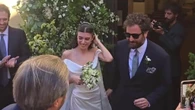 Tommaso Paradiso e Carolina Sansoni si sono sposati, il "romantico" sì a Capalbio