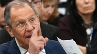Lavrov: "La guerra si vince al fronte, non con i negoziati"