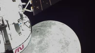 Corsa alla Luna, la Nasa cerca alternative a Musk: "Siamo in ritardo sulla Cina"