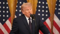 Media, Trump non esclude attacco all'Iran ma vuole dare più tempo alla diplomazia