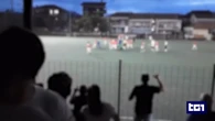 Portiere 13enne pestato in una rissa. Donnarumma commosso: “Vieni a Coverciano”
