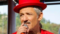 Fiorello nella sede Rai di via Asiago: incursione a Radio 2 Social Club