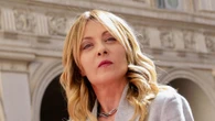 Lavoro, Meloni: "Danno dell'Intelligenza Artificiale enorme se si limiterà a sostituire lavoratori"