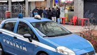 Spari in strada su un 27enne ultrà del Milan, lui illeso fugge