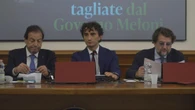 Centrodestra, scontro sul "caso Vannacci". Meloni frena: "Niente governo con chi ha visioni diverse"