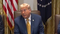 Trump: "L'Europa ultimamente ci ha trattati bene. Spediremo la lettera e scopriremo la tariffa"
