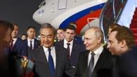 Putin è arrivato a Pechino. E' la 25esima visita, tutti i numeri dell'incontro con Xi
