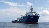 La Sea Watch 5 salva 90 migranti in mare, attaccata dalle unità libiche