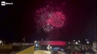 Regata delle Repubbliche Marinare, luci e colori spettacolari illuminano il cielo notturno di Amalfi