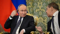 Putin non va a Istanbul, anche Trump si tira fuori e manda Rubio. Media: Zelensky decide oggi