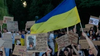 Zelensky rimuove  l'uomo dei negoziati con Usa e Russia. Secondo giorno di proteste per Fedorov