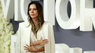 Tanti auguri a Victoria Beckham, Posh Spice compie 52 anni