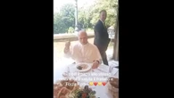 Papa Leone XIV e l'incontro con un tifoso giallorosso: "Forza Roma"