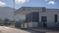 Electrolux sospende piano licenziamenti e chiusure per 50 giorni. Lo si apprende dal tavolo al Mimit