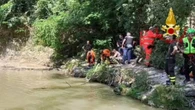 Si tuffa e non riemerge, morto 14enne in un torrente. Il ragazzo era con amici