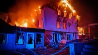 Ancora una notte di angoscia e terrore: Kiev sotto l'attacco di missili russi, fiamme a Mykolaiv