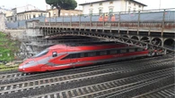 Treni, al via i lavori a Firenze: ritardi e e variazioni. Ecco cosa cambia per chi viaggia