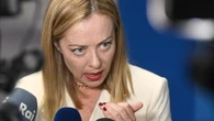 Consiglio europeo, sul tavolo i dossier difesa e dazi. Meloni al pre-summit sui migranti