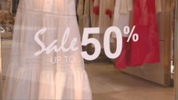 Saldi estivi al via, ribassi in tutta Italia ma il caro-vita frena lo shopping