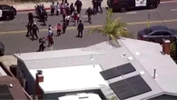 Gli spari nella moschea a San Diego, i bambini vengono fatti uscire dalla scuola scuola islamica
