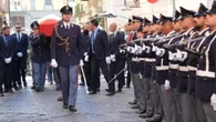 Napoli, ultimo saluto ad Aniello Scarpati: avvolto nel tricolore il feretro del poliziotto travolto