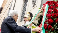 47 anni fa il ritrovamento del cadavere di Aldo Moro, Mattarella depone corona in via Caetani
