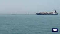 A Hormuz passano le prime navi, un migliaio resta in attesa
