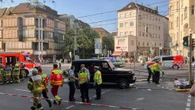 Germania: auto travolge passanti nel centro di Stoccarda, ci sono feriti gravi