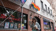 Dopo Budapest, New York: la parata Lgbtqia+ nella città di Stonewall. Perchè giugno è il Pride Month