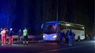 Pullman tifosi Pistoia basket assaltato, Abodi: "Fatto sconvolgente". Giani: "Gesto inaccettabile"