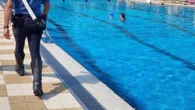 Bambino morto annegato in piscina, diversi precedenti analoghi in questi anni