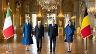 Mattarella in Belgio, vede reali e deputati: "Bruxelles capitale d'Europa, ci sentiamo tutti a casa"