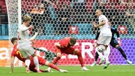 Denmark Ungguli Wales di Babak Pertama Berkat Gol Indah Kasper Dolberg
