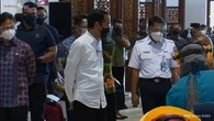 Tinjau Vaksinasi di Stasiun Bogor, Jokowi Prioritaskan Penumpang KRL dan Pekerja Stasiun