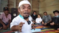 7 Potret Rumah Ucok Baba di Kampung Halaman, Sederhana Penuh Keramahan