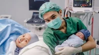 Anak Baru Lahir, Dinda Hauw dan Rey Mbayang Siap Diendorse?